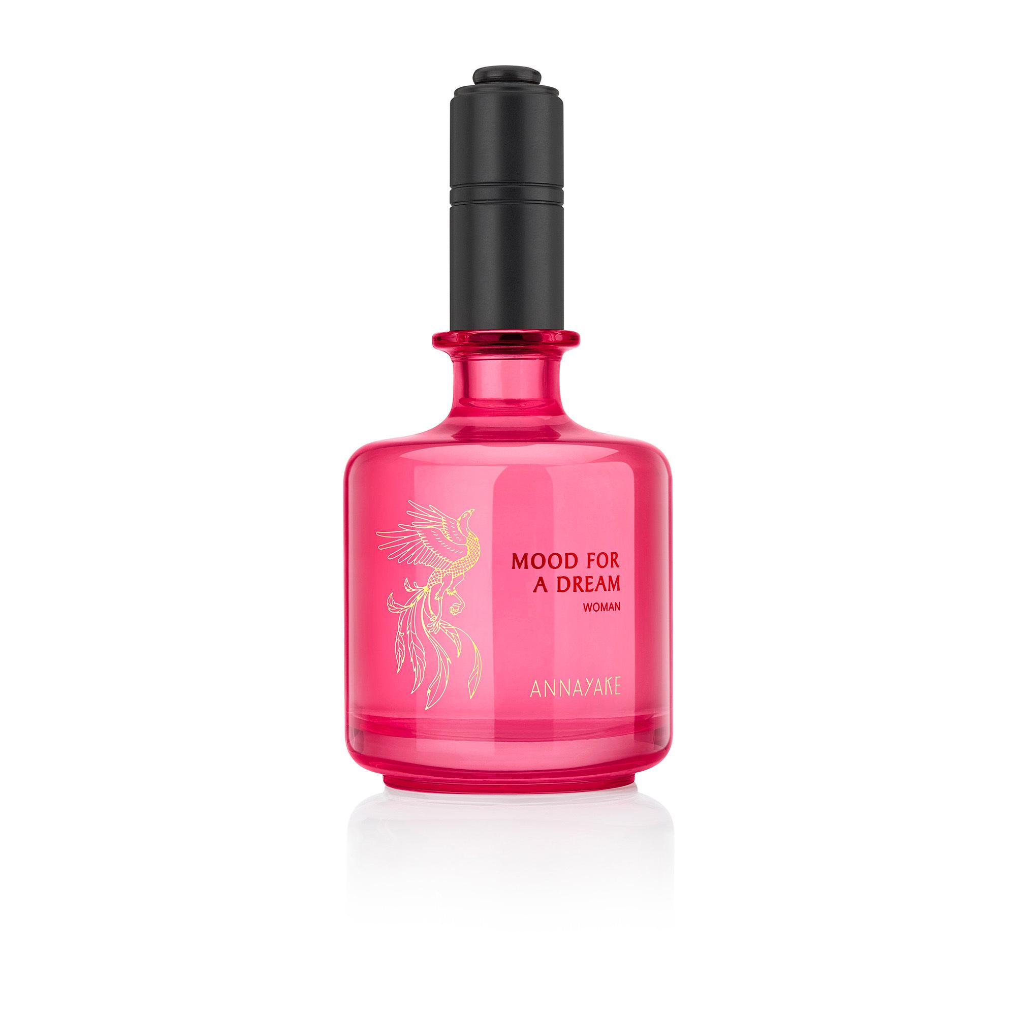 MOOD FOR A DREAM WOMAN