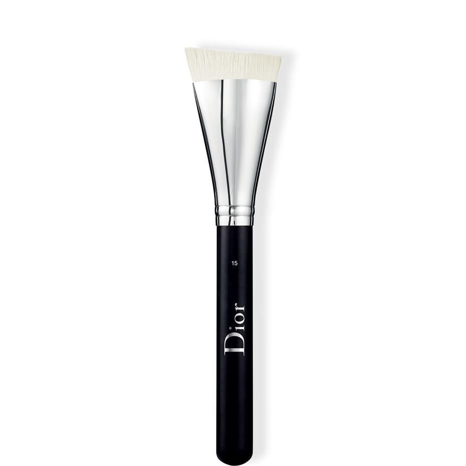 CONTOUR BRUSH N°15