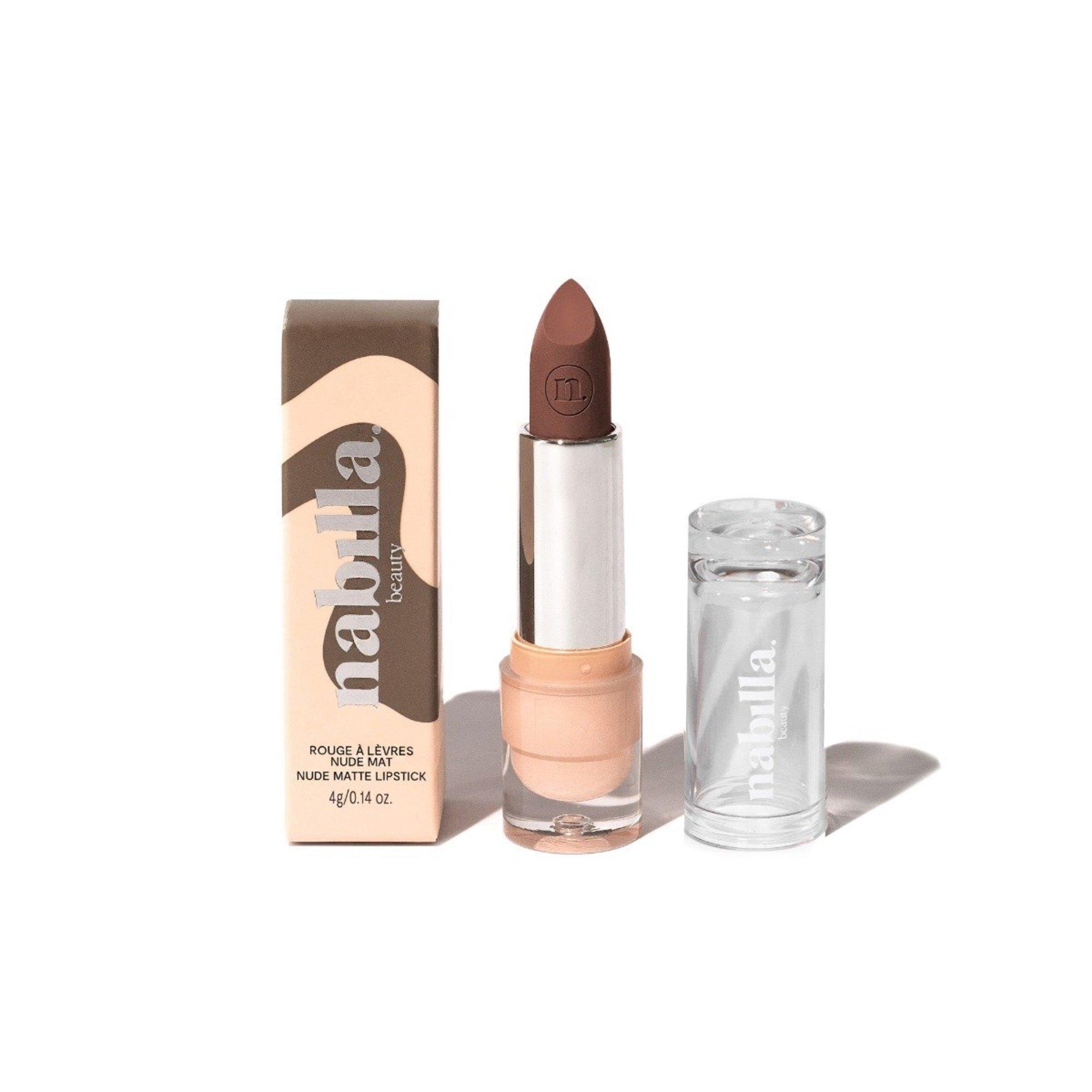 Rouge à lèvres nude crémeux