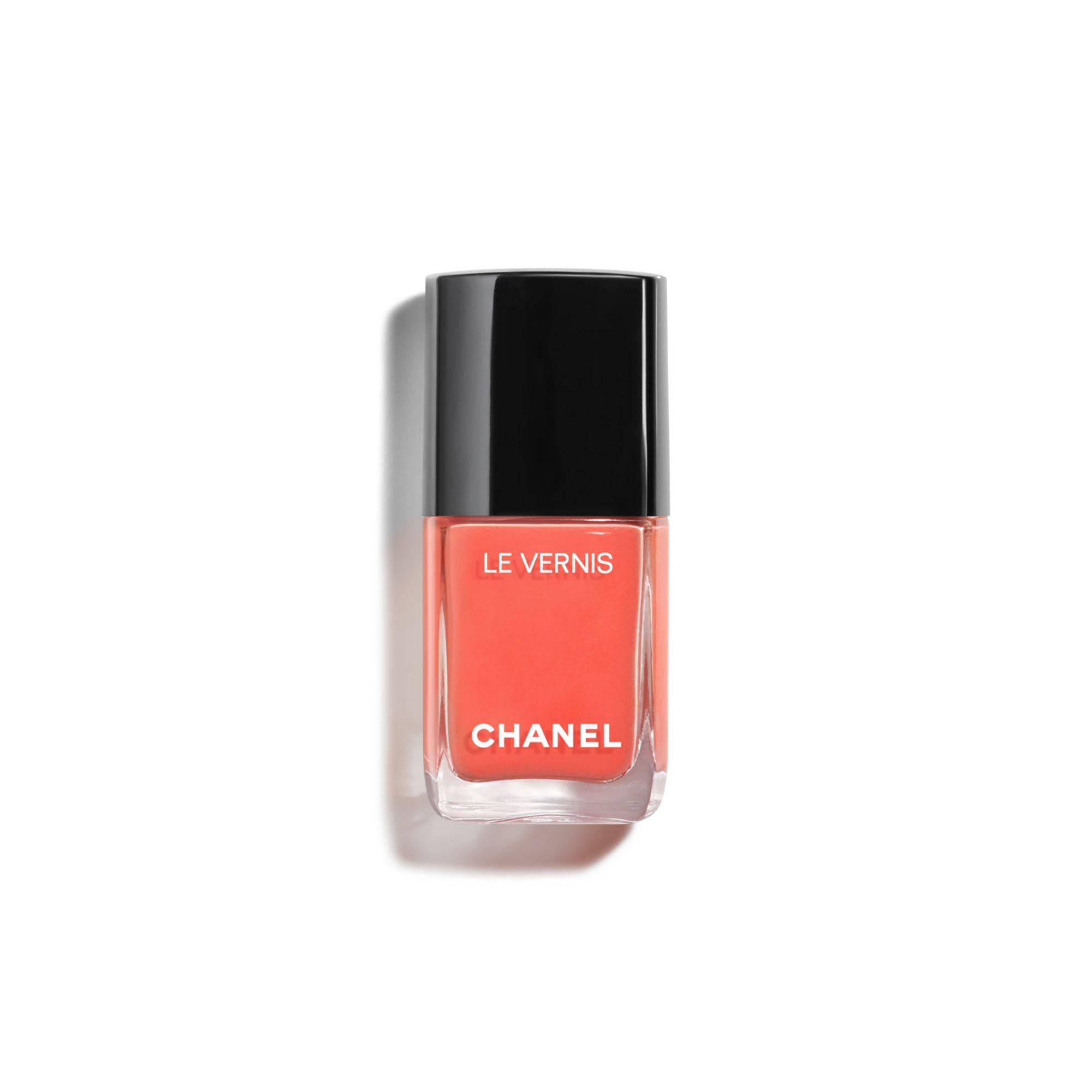 LE VERNIS